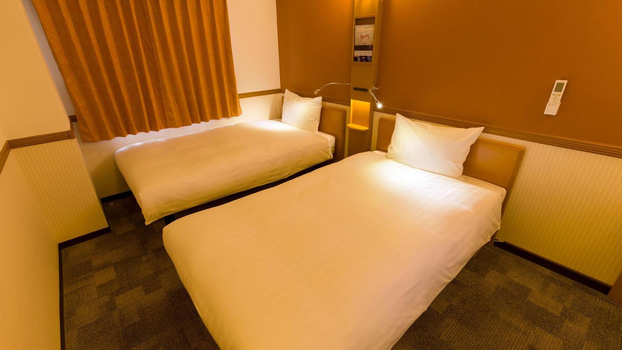 Toyoko Inn Yamagata-eki Nishi-guchi Yamagata  Værelse billede