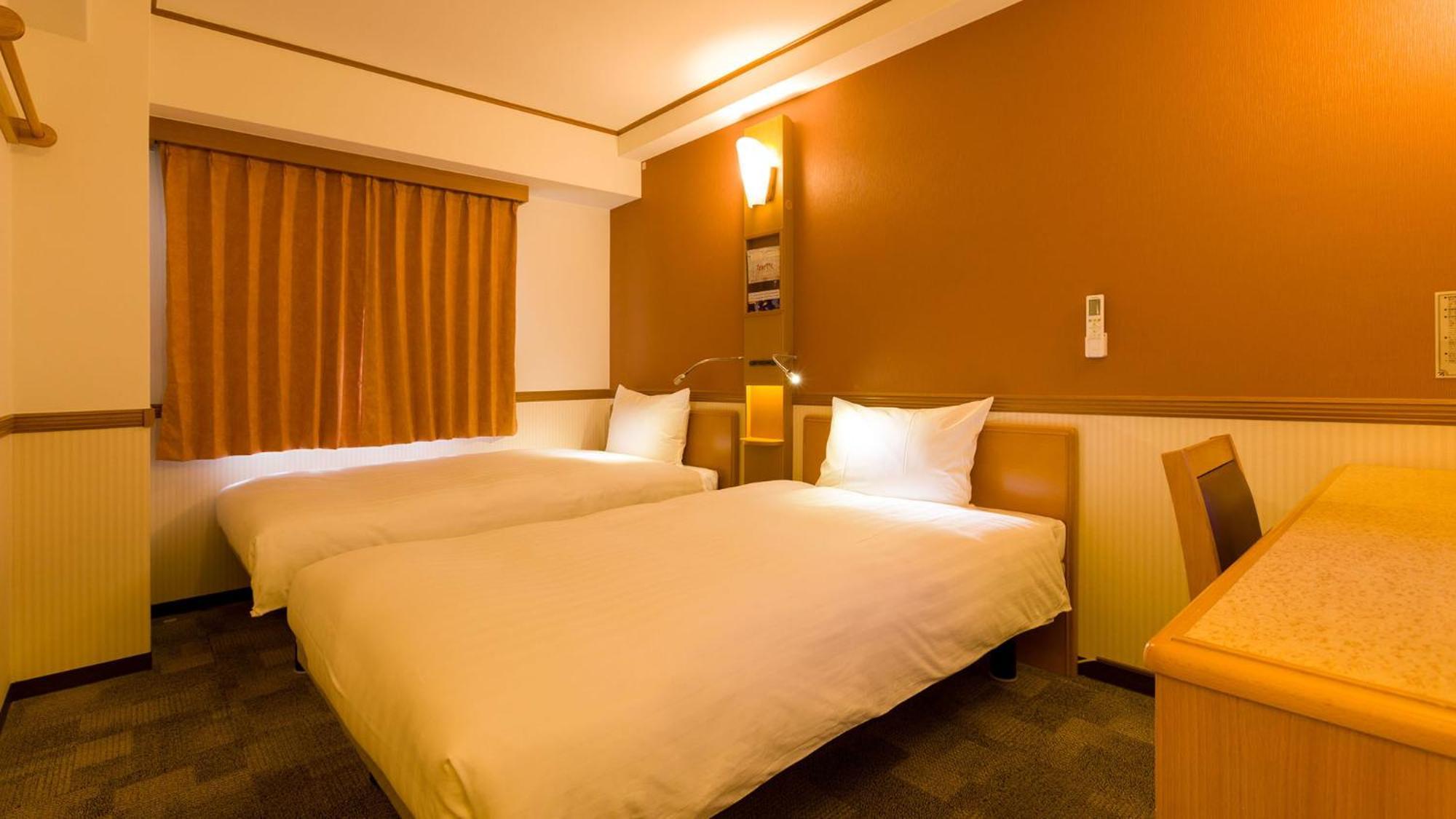 Toyoko Inn Yamagata-eki Nishi-guchi Yamagata  Værelse billede